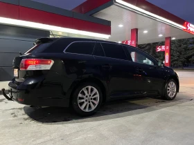 Toyota Avensis 1.8 VVTI , снимка 1