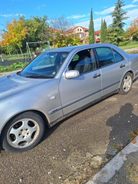 Обява за продажба на Mercedes-Benz E 250 ~2 800 лв. - изображение 5 | Auto.bg Обява за продажба на Mercedes-Benz E 250 ~2 800 лв. - изображение 5