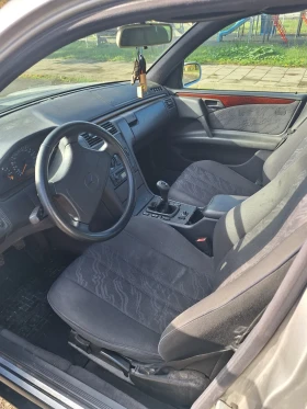 Обява за продажба на Mercedes-Benz E 250 ~2 800 лв. - изображение 6 | Auto.bg Обява за продажба на Mercedes-Benz E 250 ~2 800 лв. - изображение 6