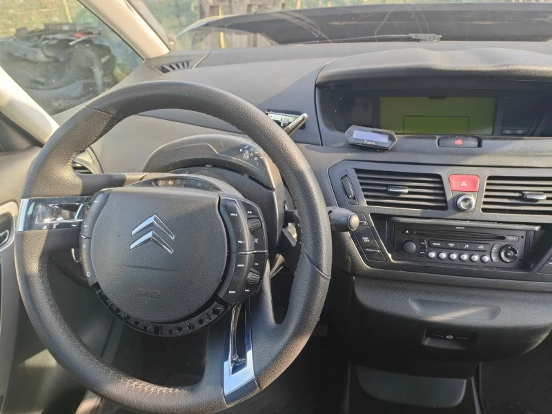 Citroen C4 Picasso 1.6хди, снимка 4 - Автомобили и джипове - 44509665