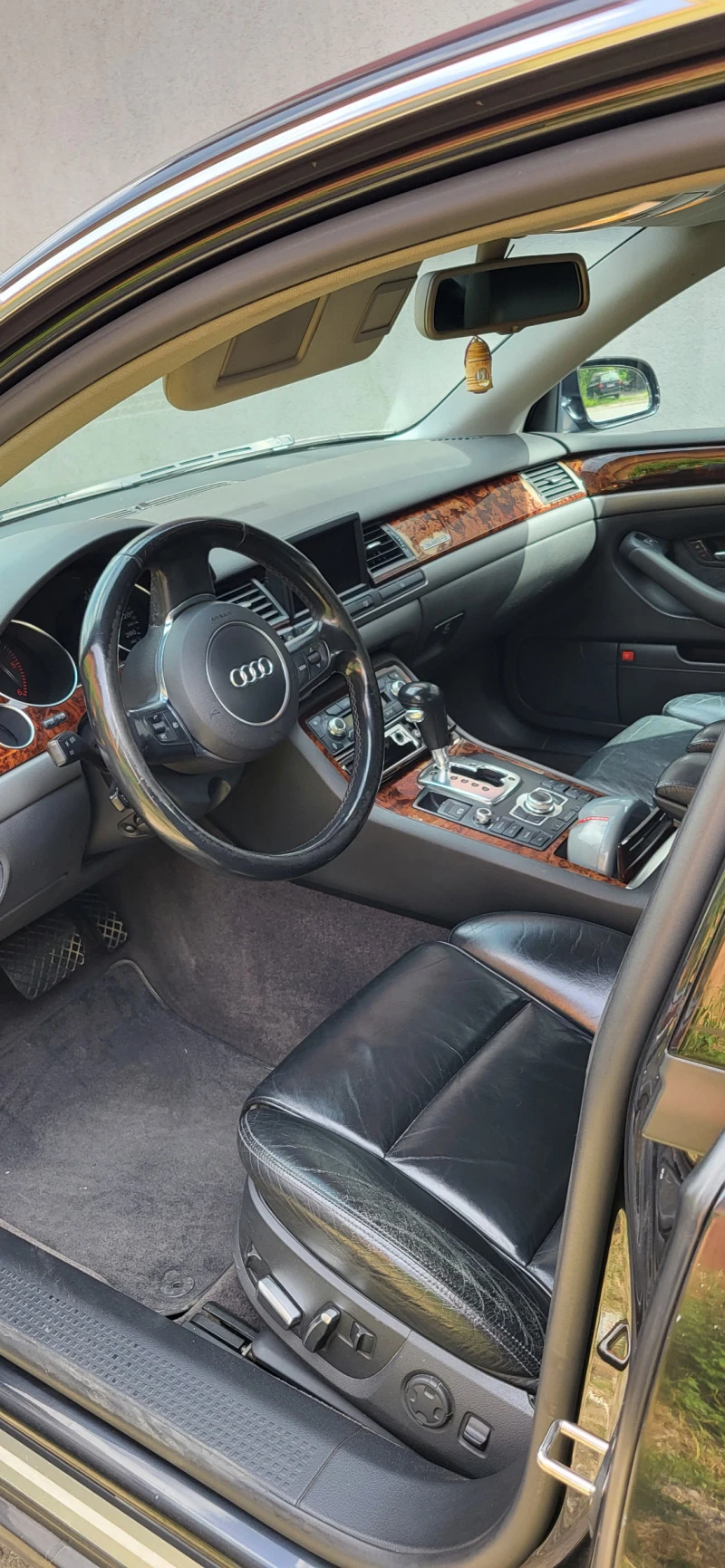 Audi A8 3.0 тди, снимка 16 - Автомобили и джипове - 47670291