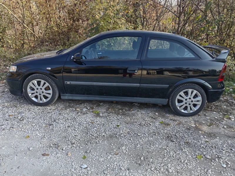 Opel Astra, снимка 1 - Автомобили и джипове - 47901220