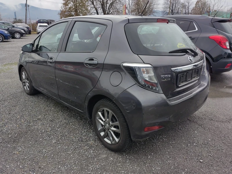 Toyota Yaris 1, 4, снимка 3 - Автомобили и джипове - 48209930