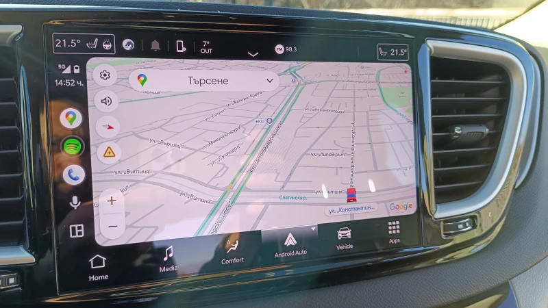 Chrysler Pacifica Touring L, снимка 11 - Автомобили и джипове - 52631980