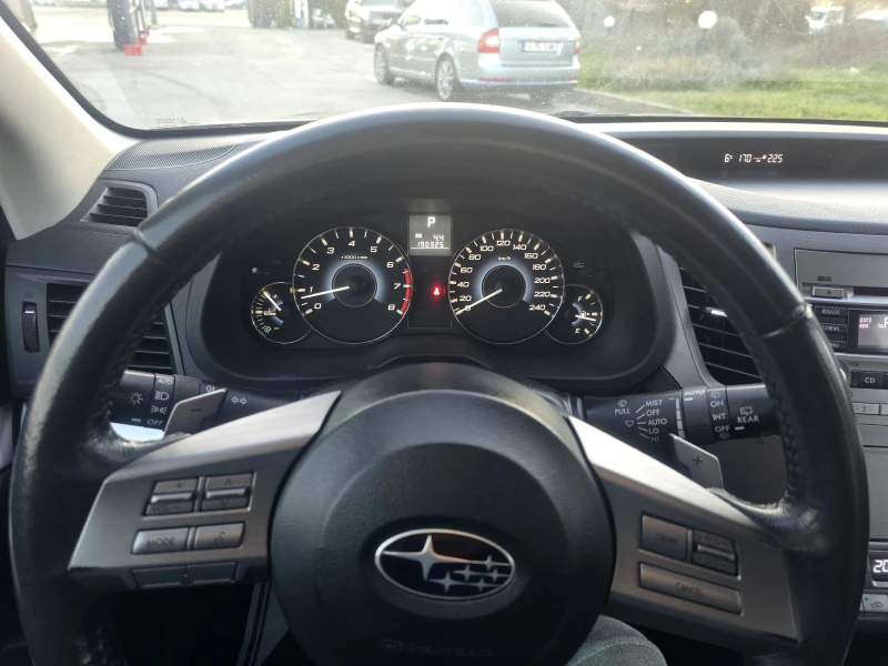 Subaru Legacy УНИКАЛЕН/2.5 КОЖА, снимка 10 - Автомобили и джипове - 49222795