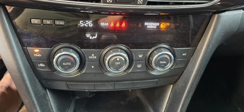 Mazda 6 2.2 SKYACTIVE, снимка 12 - Автомобили и джипове - 51440848