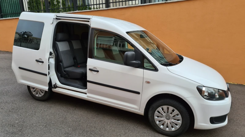VW Caddy, снимка 10 - Автомобили и джипове - 52205172
