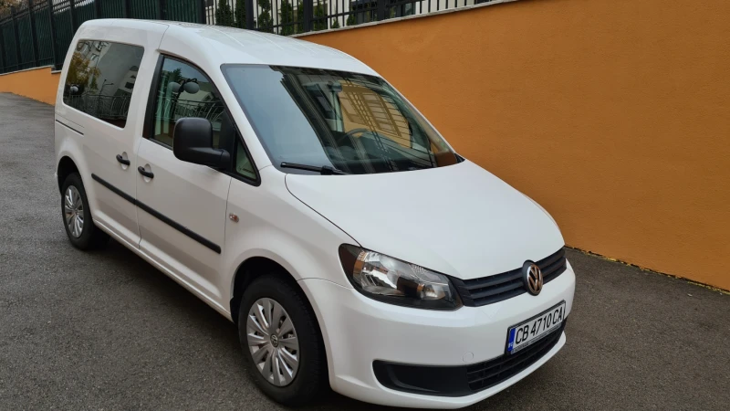 VW Caddy, снимка 2 - Автомобили и джипове - 52205172