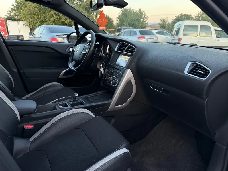 Citroen DS4 1.6 eHDi, снимка 11 - Автомобили и джипове - 51667930