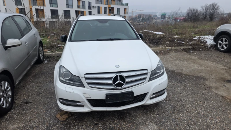 Mercedes-Benz C 220 2.2cdi, снимка 12 - Автомобили и джипове - 52447970