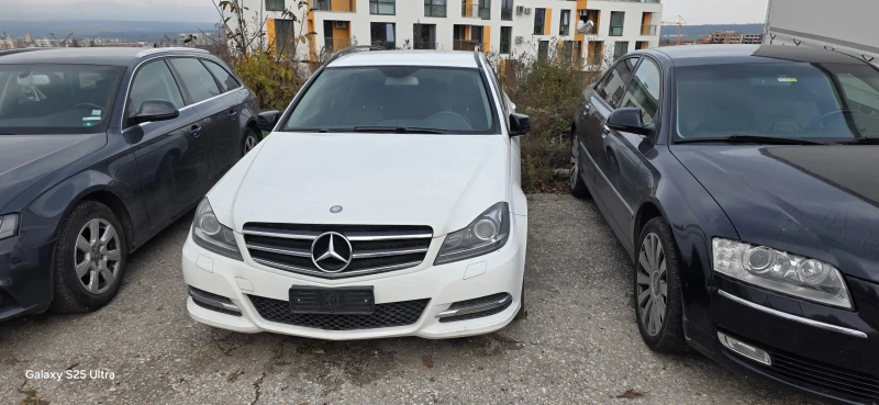 Mercedes-Benz C 220 2.2cdi, снимка 4 - Автомобили и джипове - 52447970