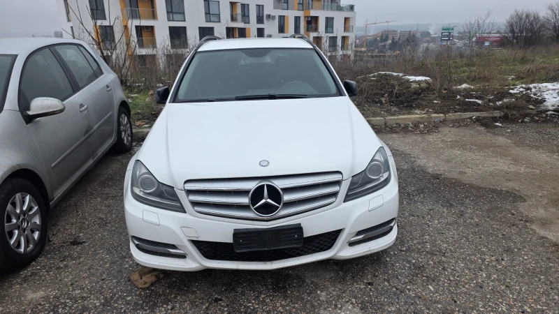 Mercedes-Benz C 220 2.2cdi, снимка 11 - Автомобили и джипове - 52447970
