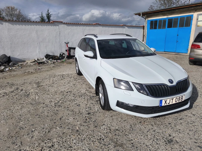 Skoda Octavia 1.5 G-tec, снимка 2 - Автомобили и джипове - 52551946