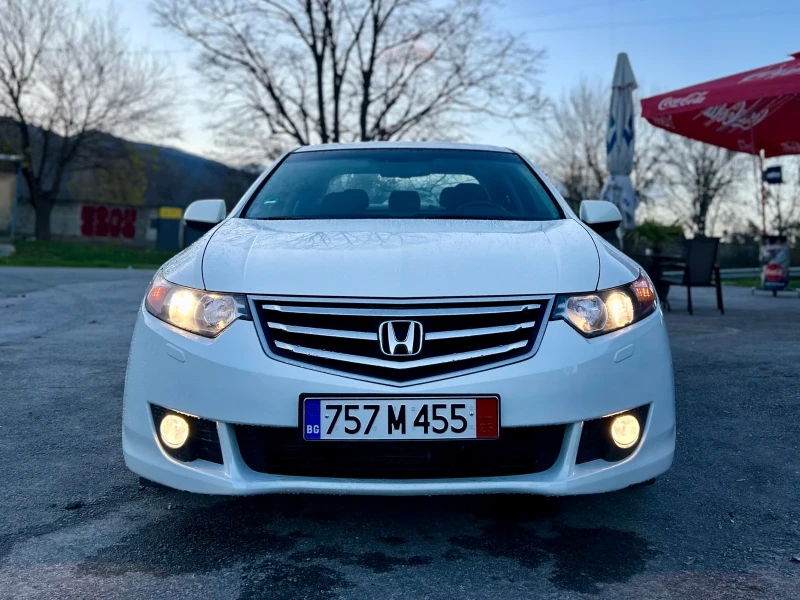 Honda Accord Бяла ПЕРЛА, снимка 12 - Автомобили и джипове - 52714341