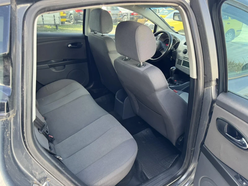 Seat Leon БЕНЗИН ГАЗ, снимка 13 - Автомобили и джипове - 53495699