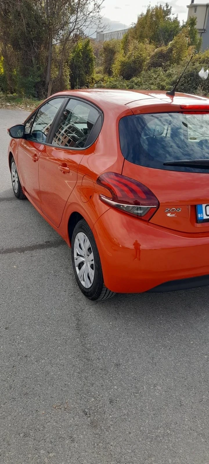 Peugeot 208, снимка 2 - Автомобили и джипове - 48178540