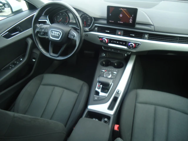 Audi A4 2.0 TDI AUTOMAT 150kc, снимка 7 - Автомобили и джипове - 48782786