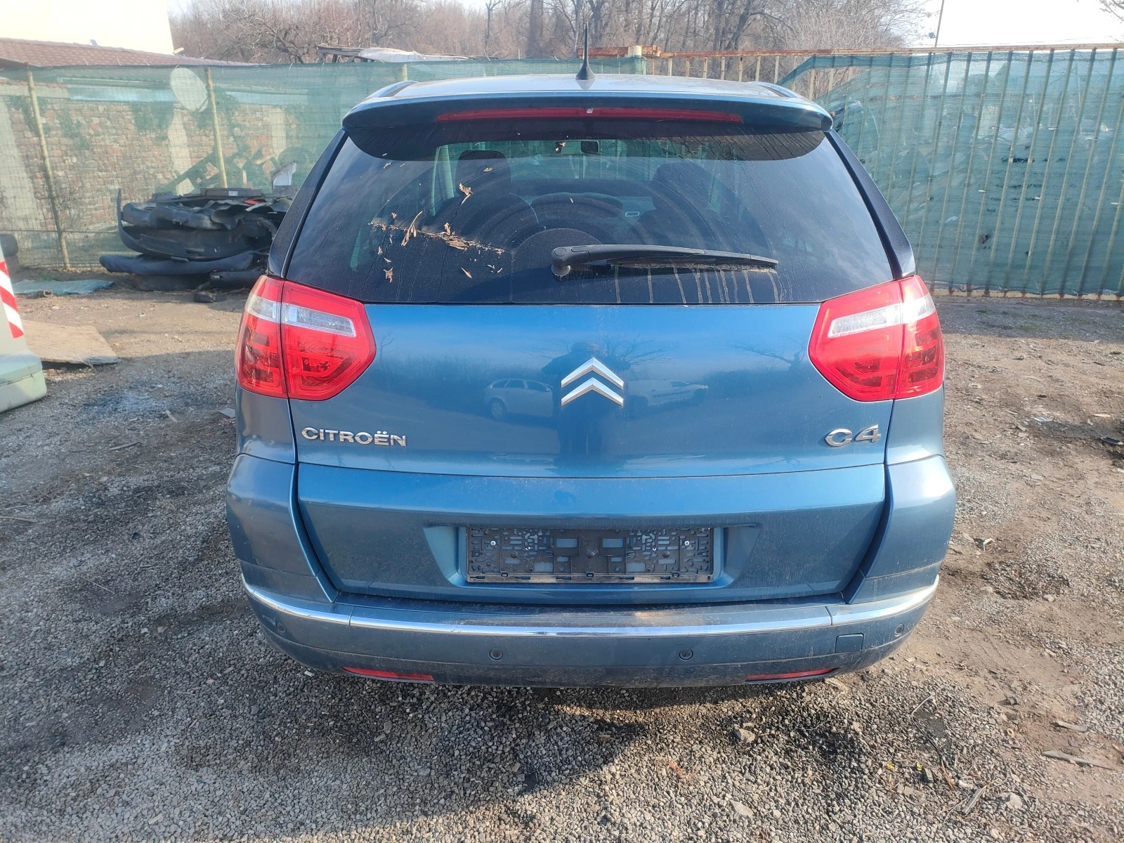 Citroen C4 Picasso 1.6хди - изображение 2