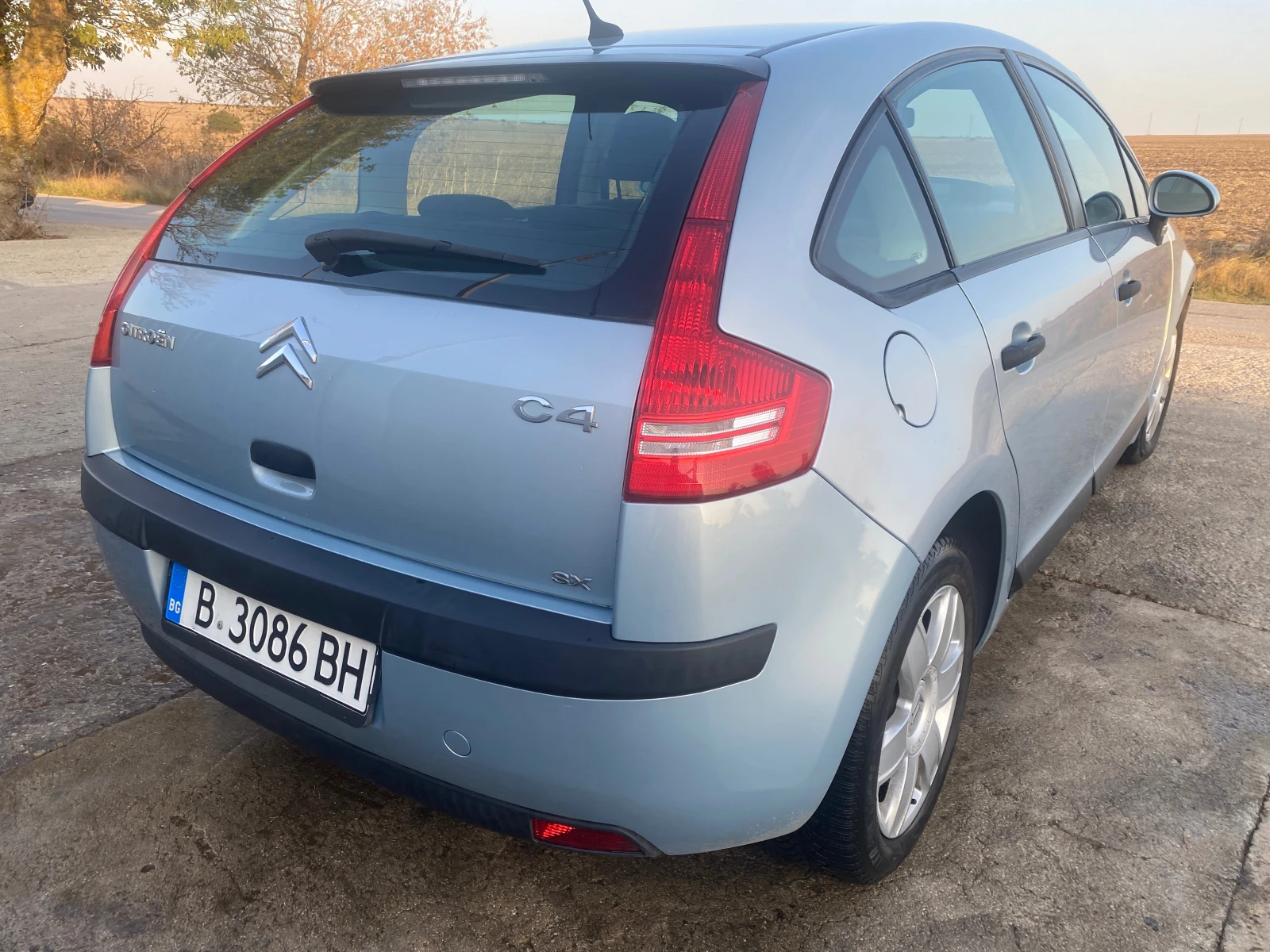 Citroen C4 1.6 - изображение 5