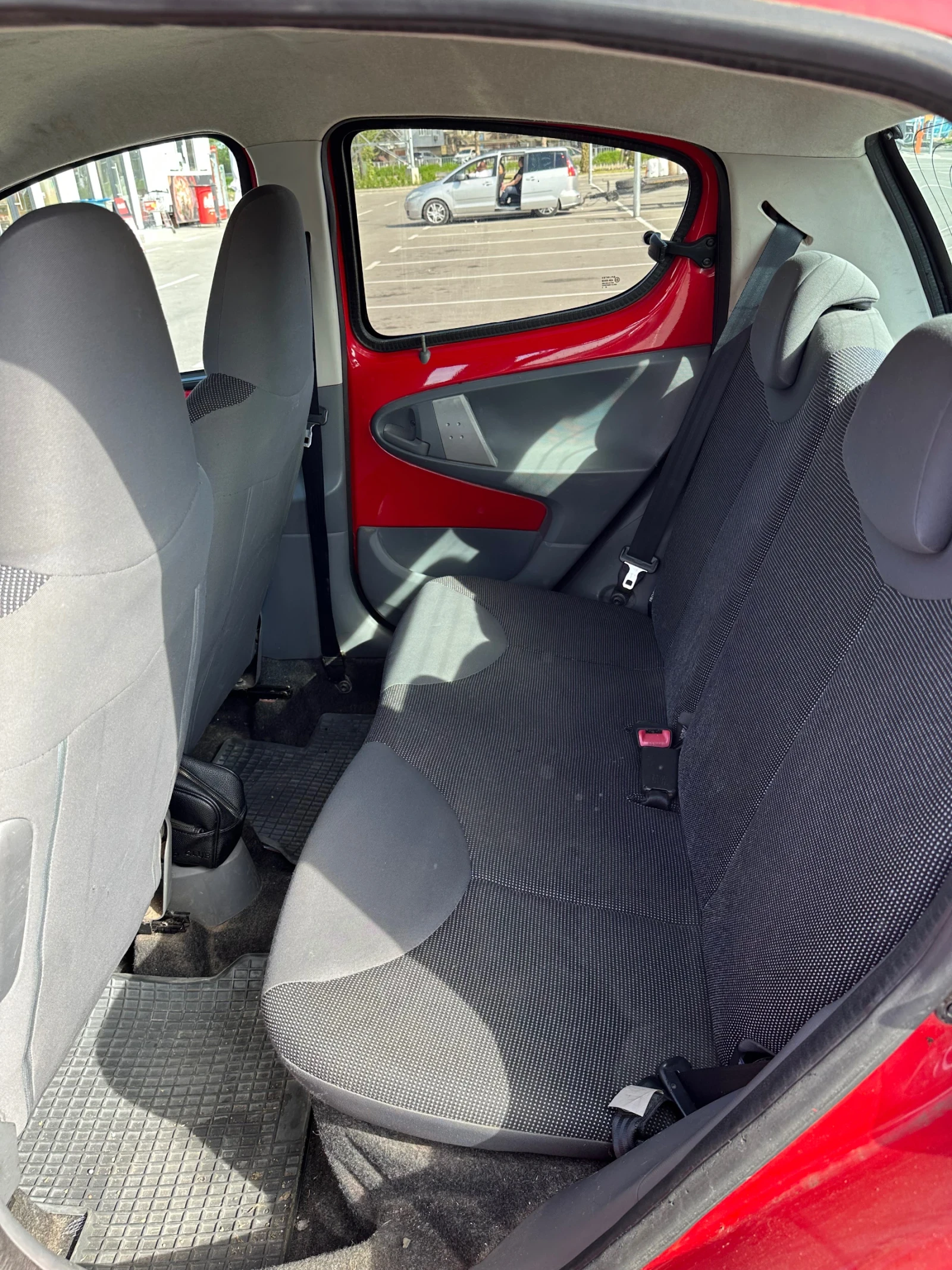 Peugeot 107 1.0 Toyota - изображение 8