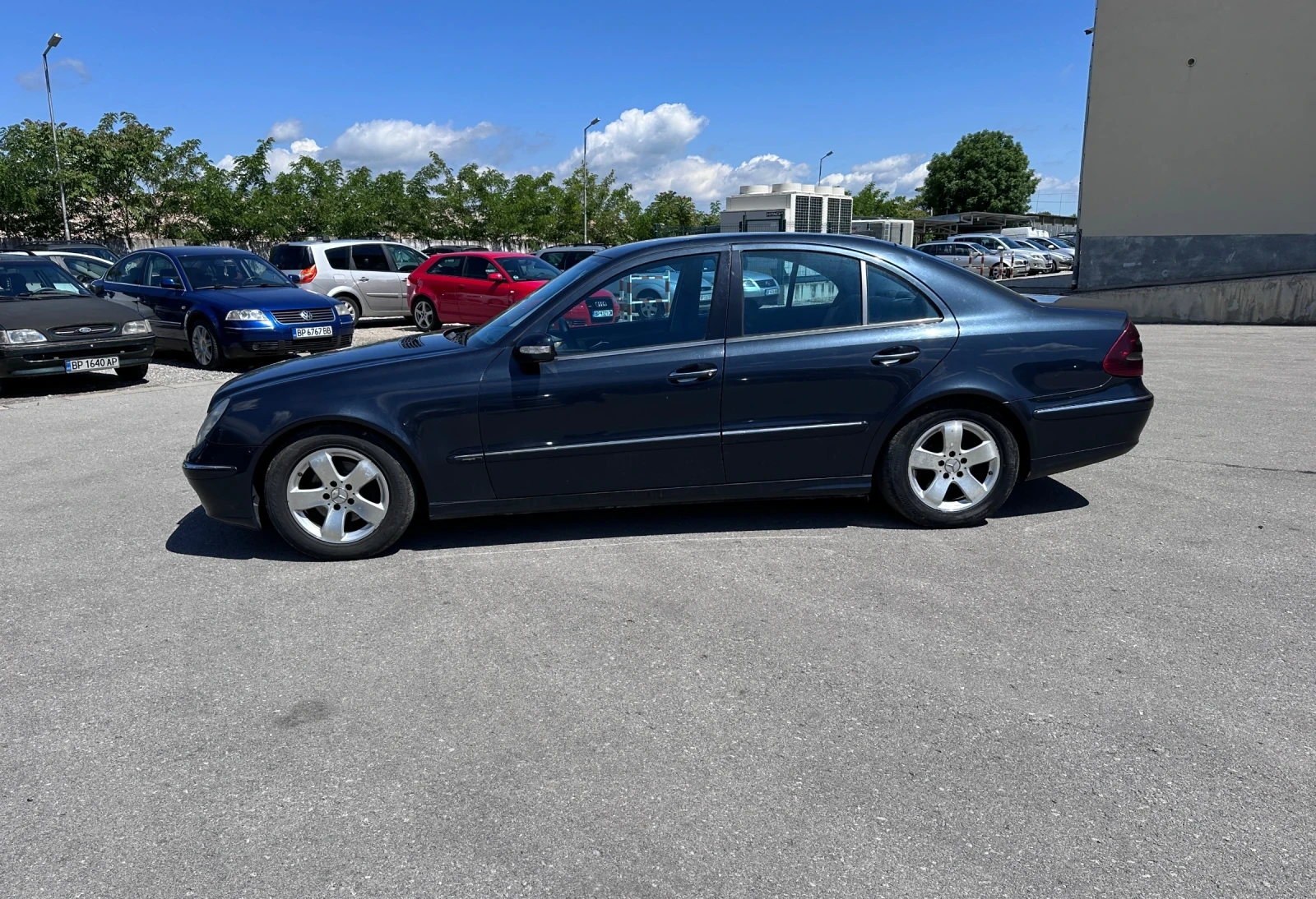 Mercedes-Benz E 270 2.7CDI - КЛИМАТРОНИК - изображение 8