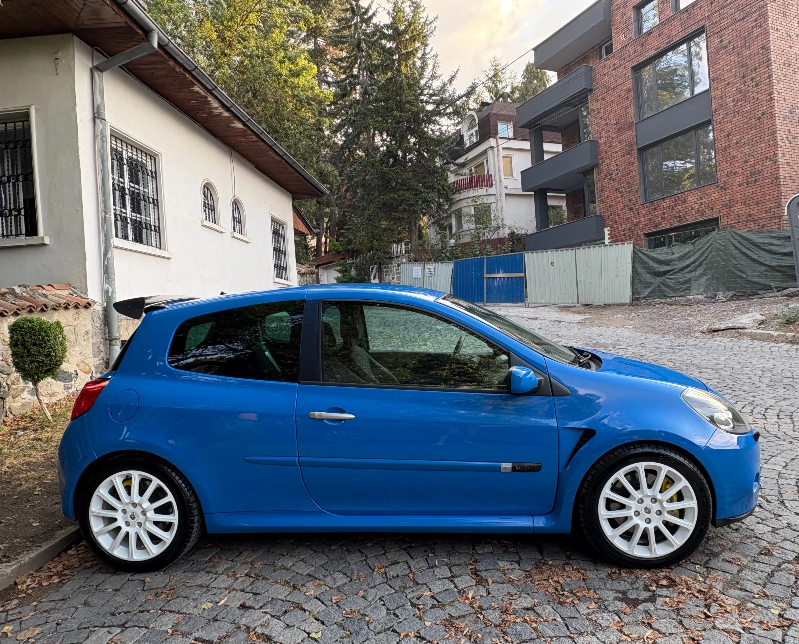 Renault Clio RS 197 - изображение 7