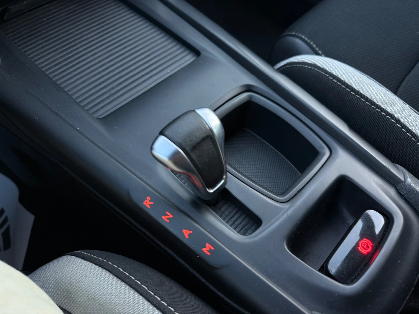 Citroen DS4 1.6 eHDi | Mobile.bg   14