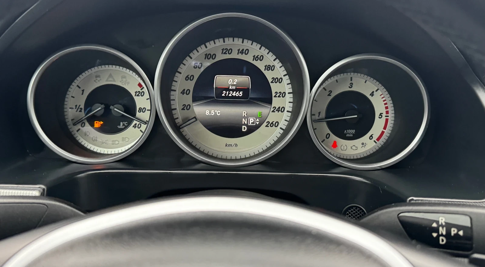 Mercedes-Benz E 250 4Matic  | Mobile.bg   13