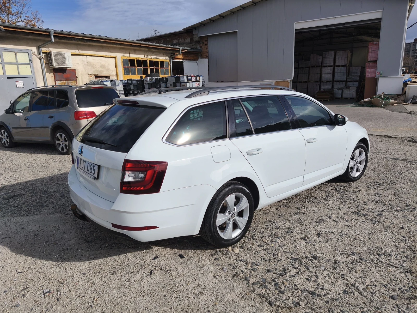 Skoda Octavia 1.5 G-tec - изображение 4