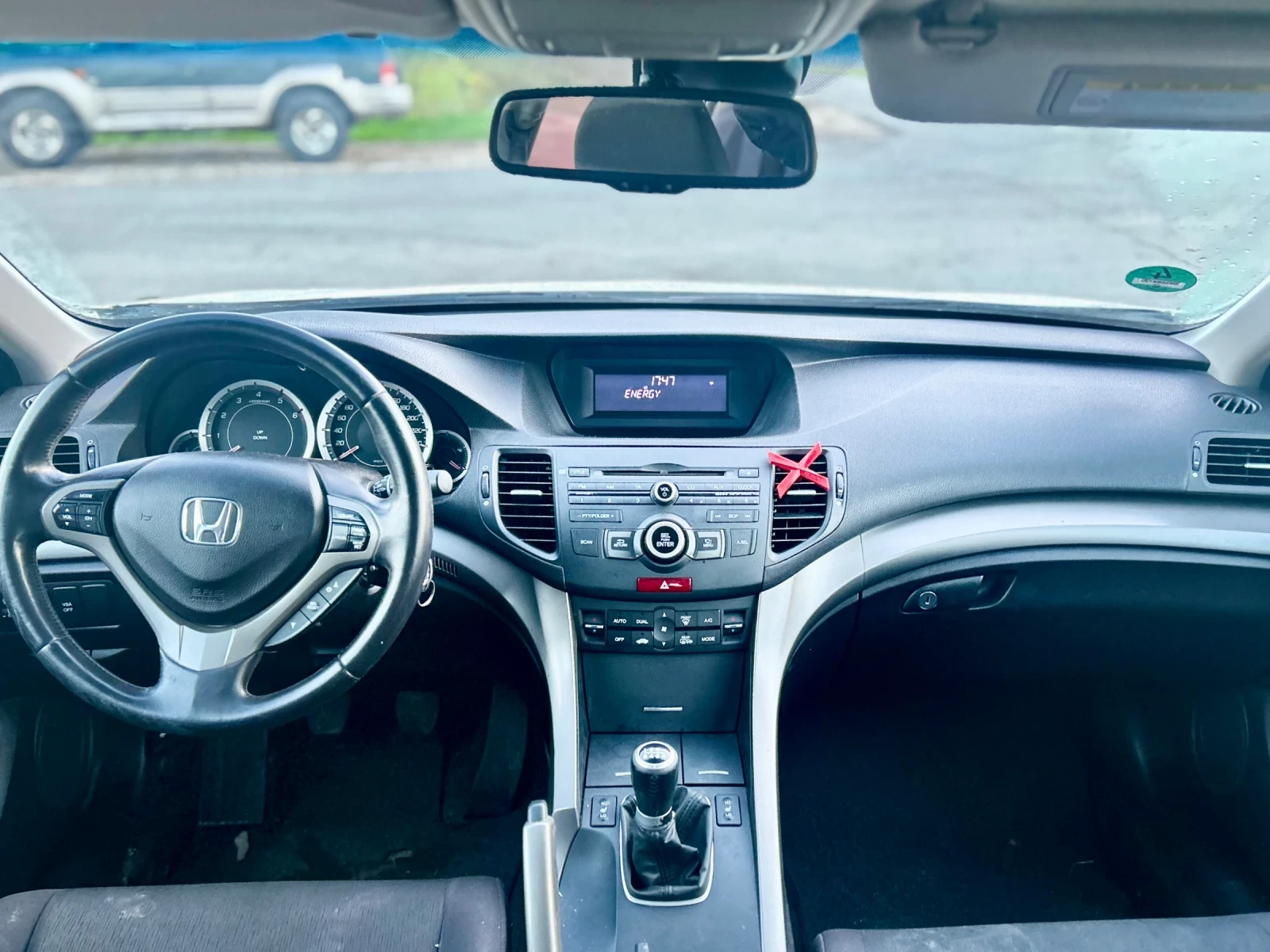 Honda Accord Бяла ПЕРЛА - изображение 8