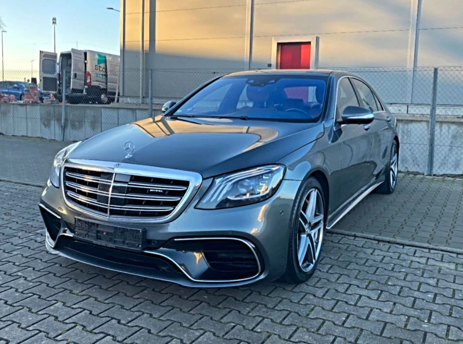 Mercedes-Benz S 63 AMG Очакван внос Mercedes S63 AMG Chauffeur* DESIGNO L - изображение 2