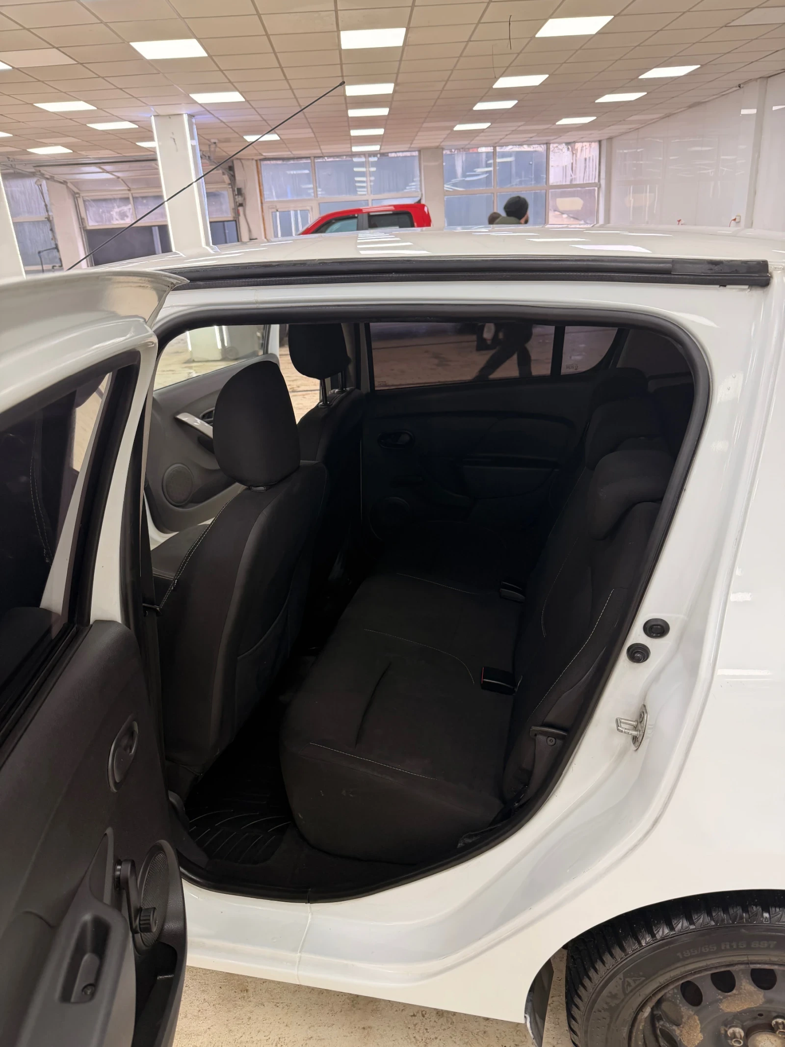 Dacia Sandero * 1.2 ���* * ��������* A��������� * (������� � ��) | Mobile.bg � ����������� 12