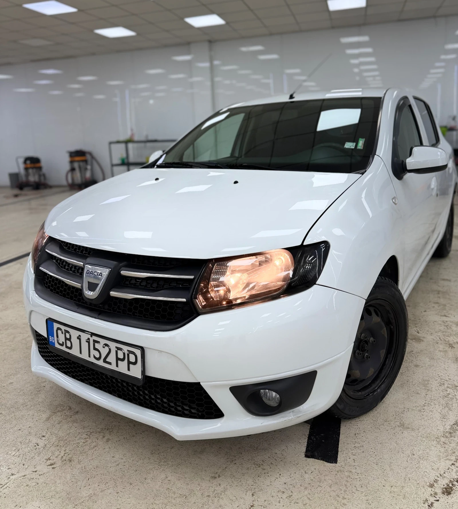 Dacia Sandero * 1.2 ���* * ��������* A��������� * (������� � ��) | Mobile.bg � ����������� 1