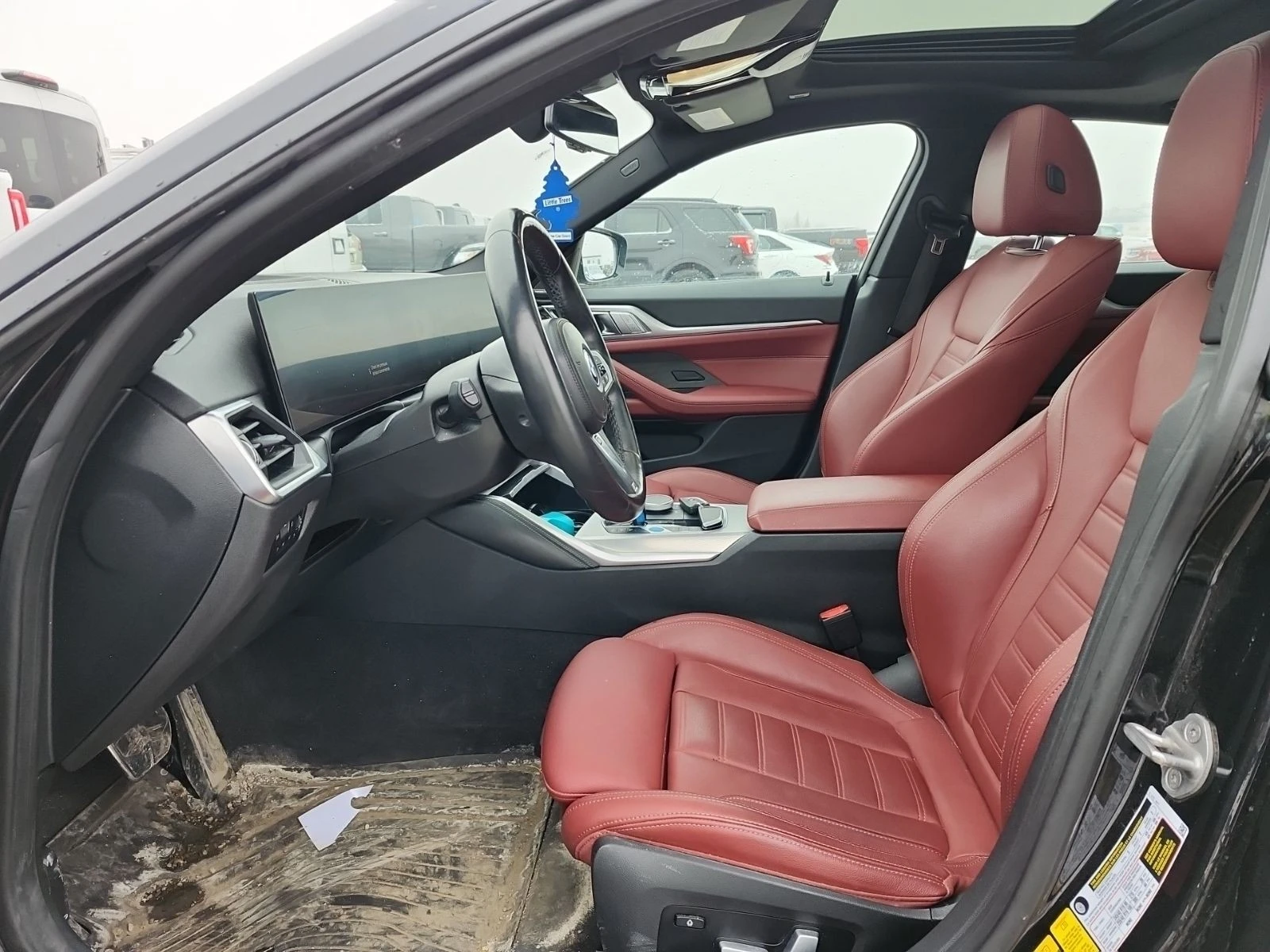 BMW i4 40E С РЕГИСТРАЦИЯ & АВТО КРЕДИТ - изображение 8