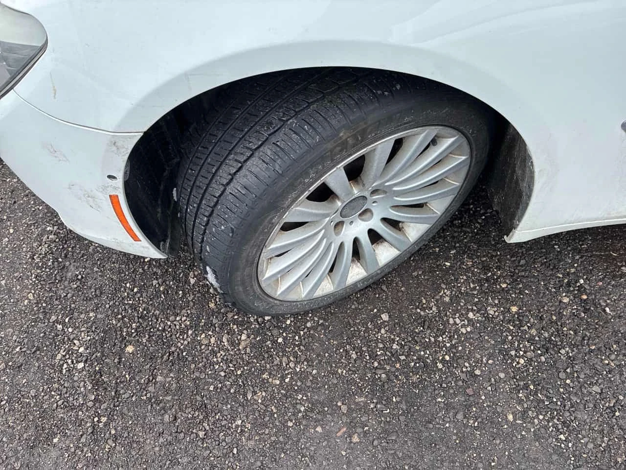 BMW 750 * 4dr Sdn xDrive AWD * 2 КЛЮЧА* ПОДГРЕВ* KEYLESS* , снимка 7 - Автомобили и джипове - 53757588