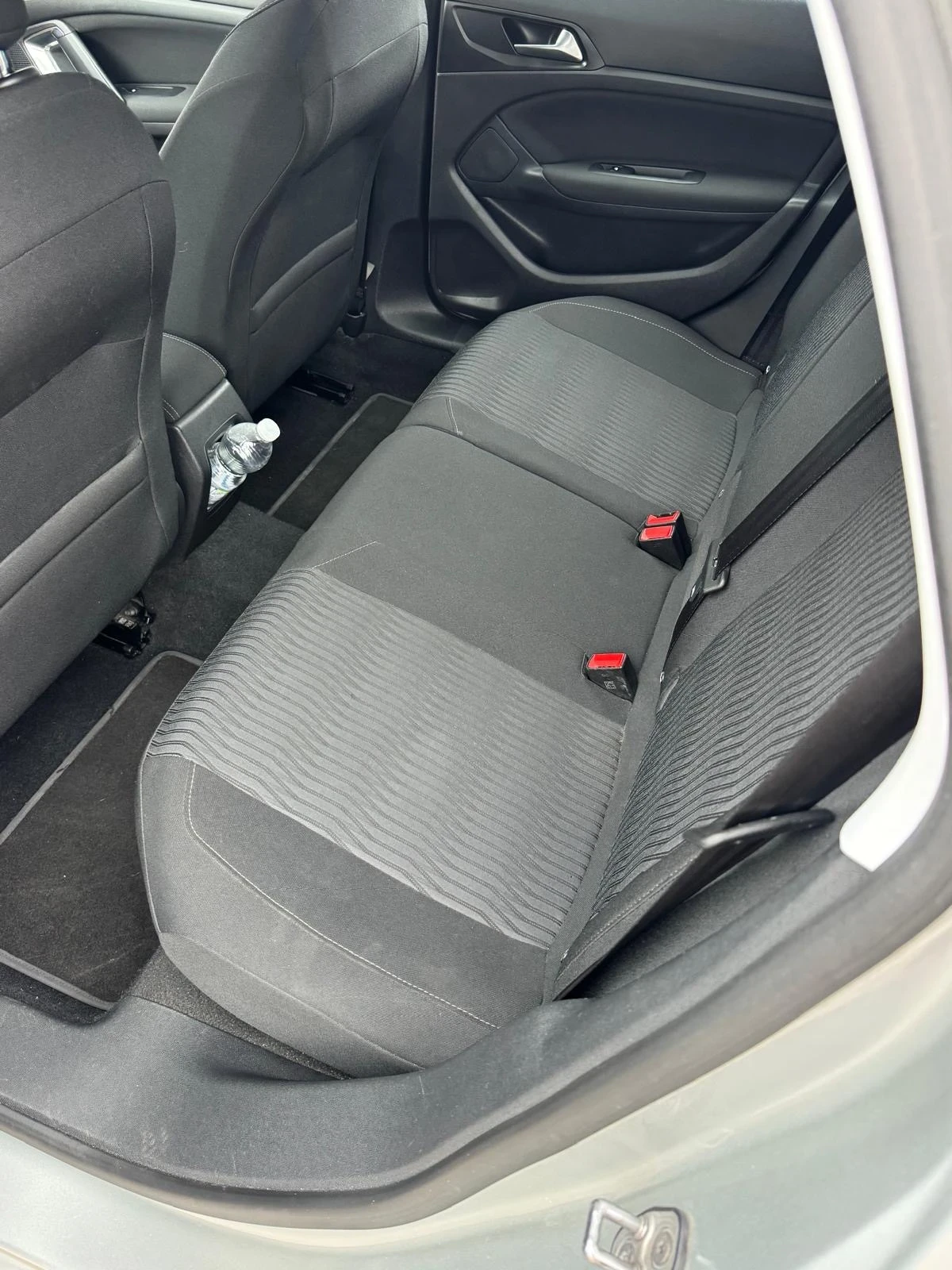 Peugeot 308 LED* NAVI* 1.6hdi 120hp* 3.2016* euro 6b* LEASING | Mobile.bg � ����������� 12