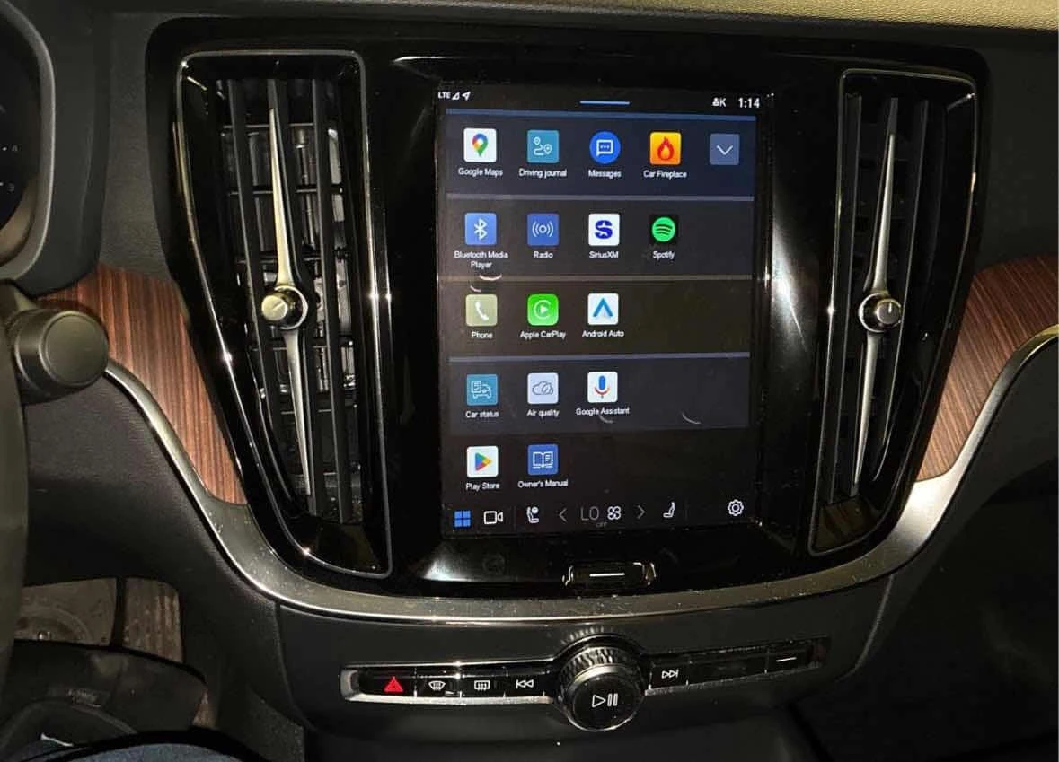 Volvo S60 * Plus Dark Theme * CARFAX * ЦЕНА ДО БГ, снимка 11 - Автомобили и джипове - 53950689