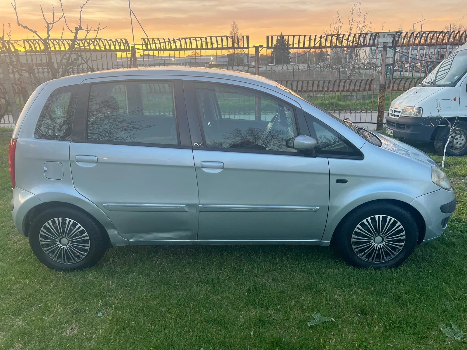 Lancia Musa, снимка 11 - Автомобили и джипове - 54115329