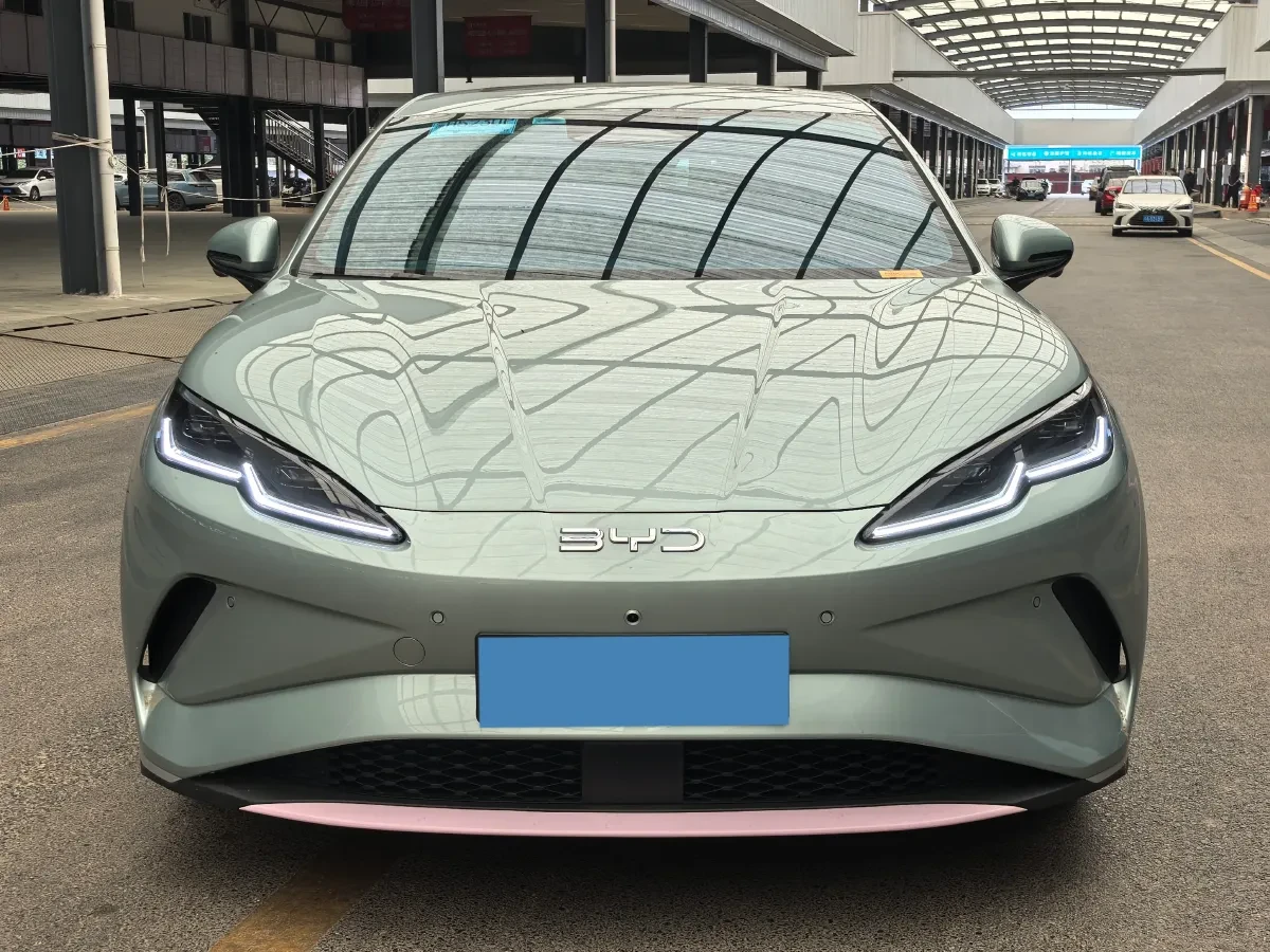 BYD Seal 06  RWD 56.64kWh, снимка 2 - Автомобили и джипове - 54377019