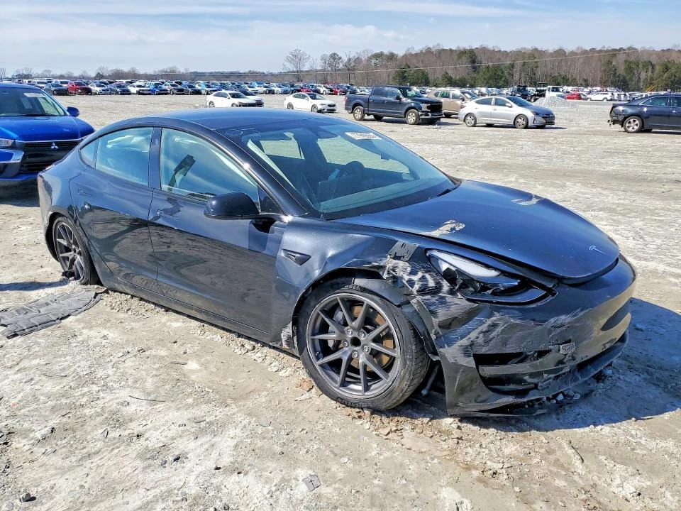 Tesla Model 3 | Mobile.bg � ����������� 4