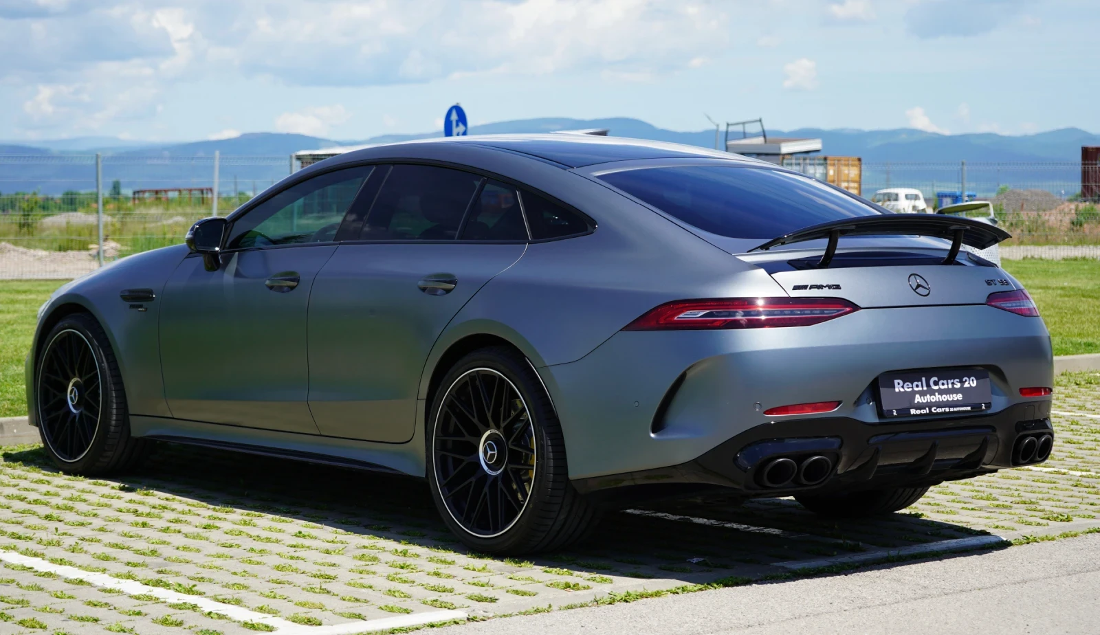 Mercedes-Benz AMG GT 43* BURMESTER* 53 OPTIC* AIRMATIC* 360* KEYLESS* В, снимка 6 - Автомобили и джипове - 54818929