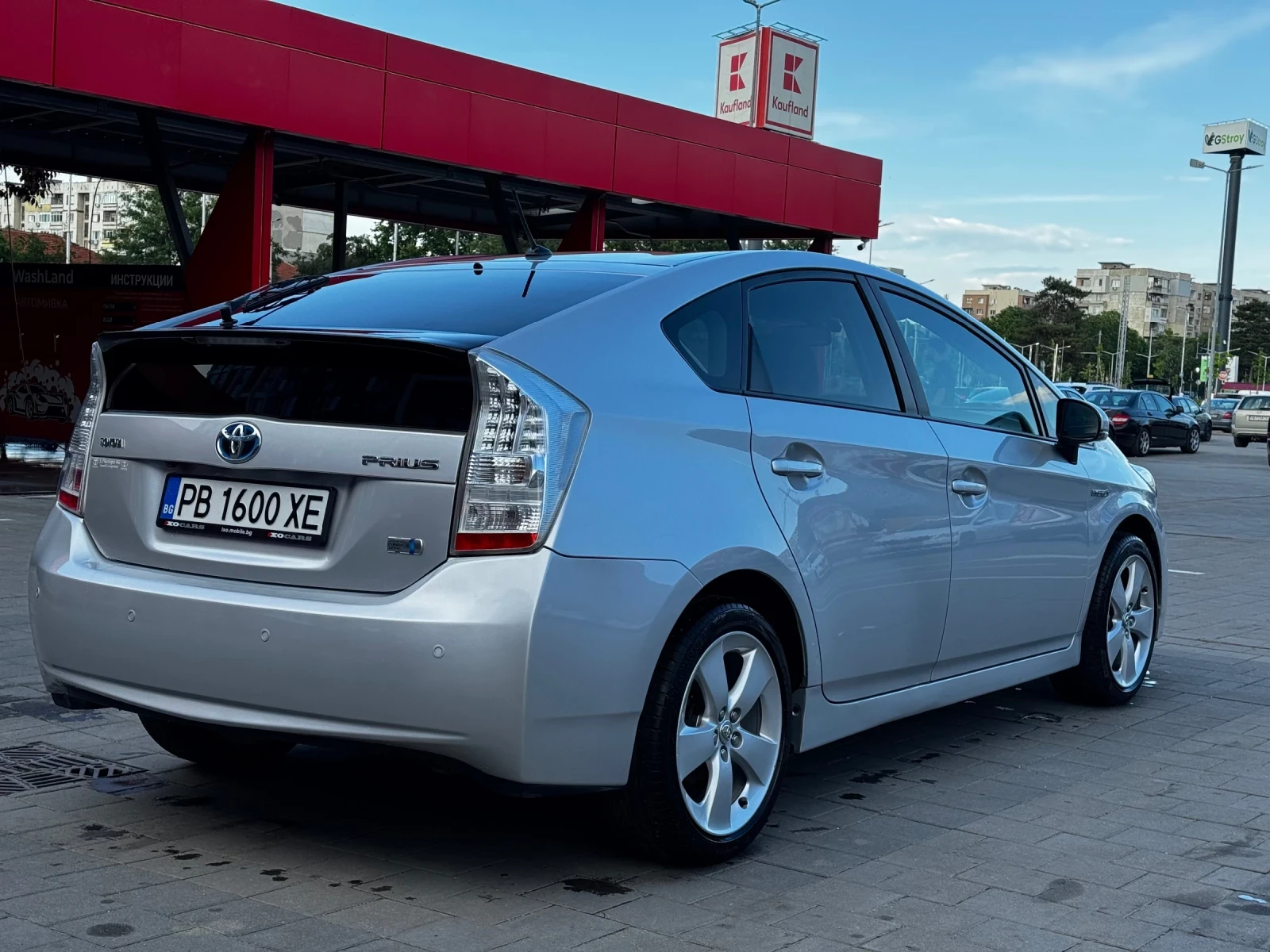 Toyota Prius 1.8 , снимка 3 - Автомобили и джипове - 55056774