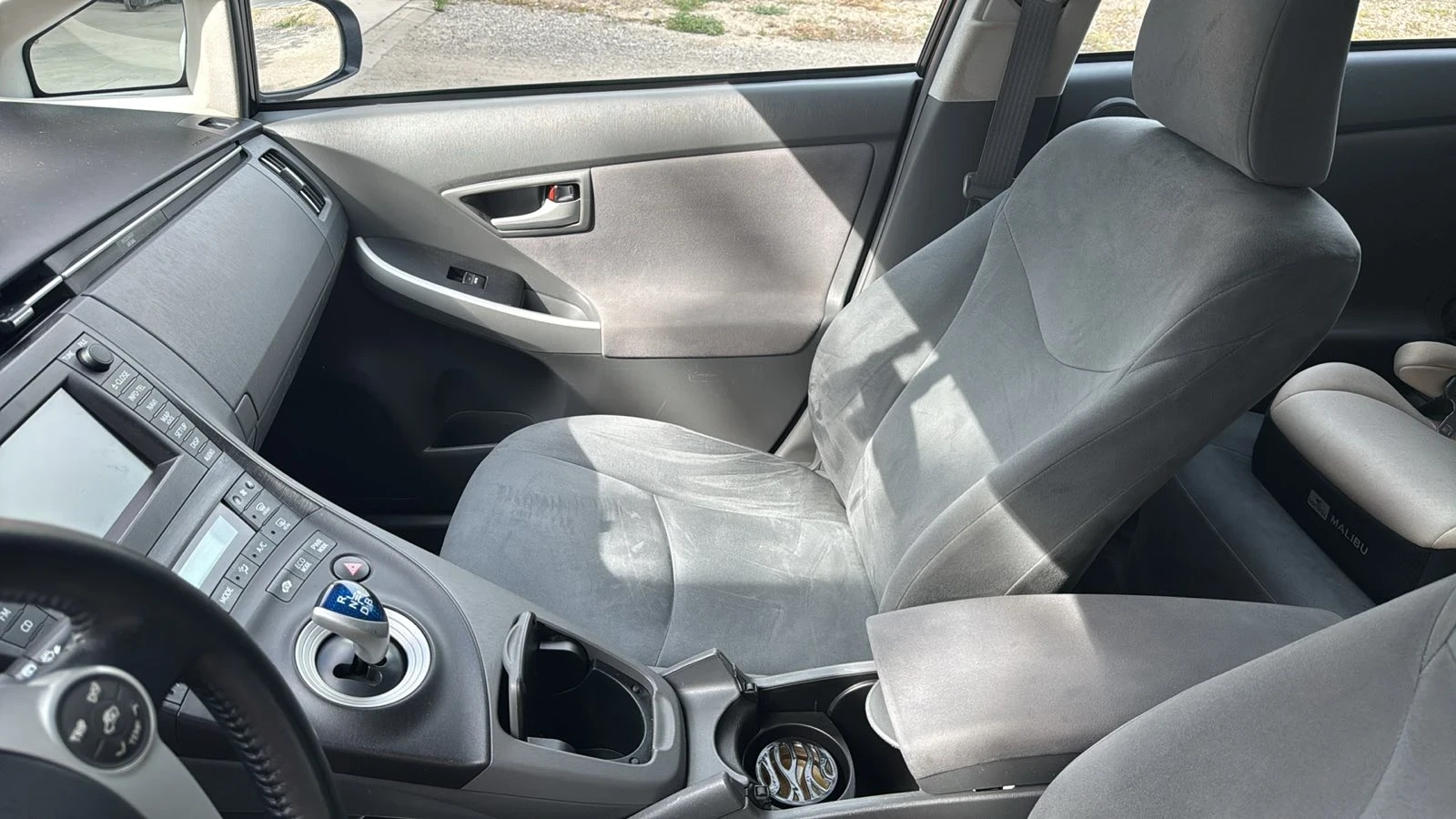 Toyota Prius 1.8 , снимка 5 - Автомобили и джипове - 55056774