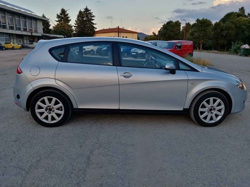 Seat Leon 1.6i, 102к, B/Газ, снимка 7 - Автомобили и джипове - 55083137