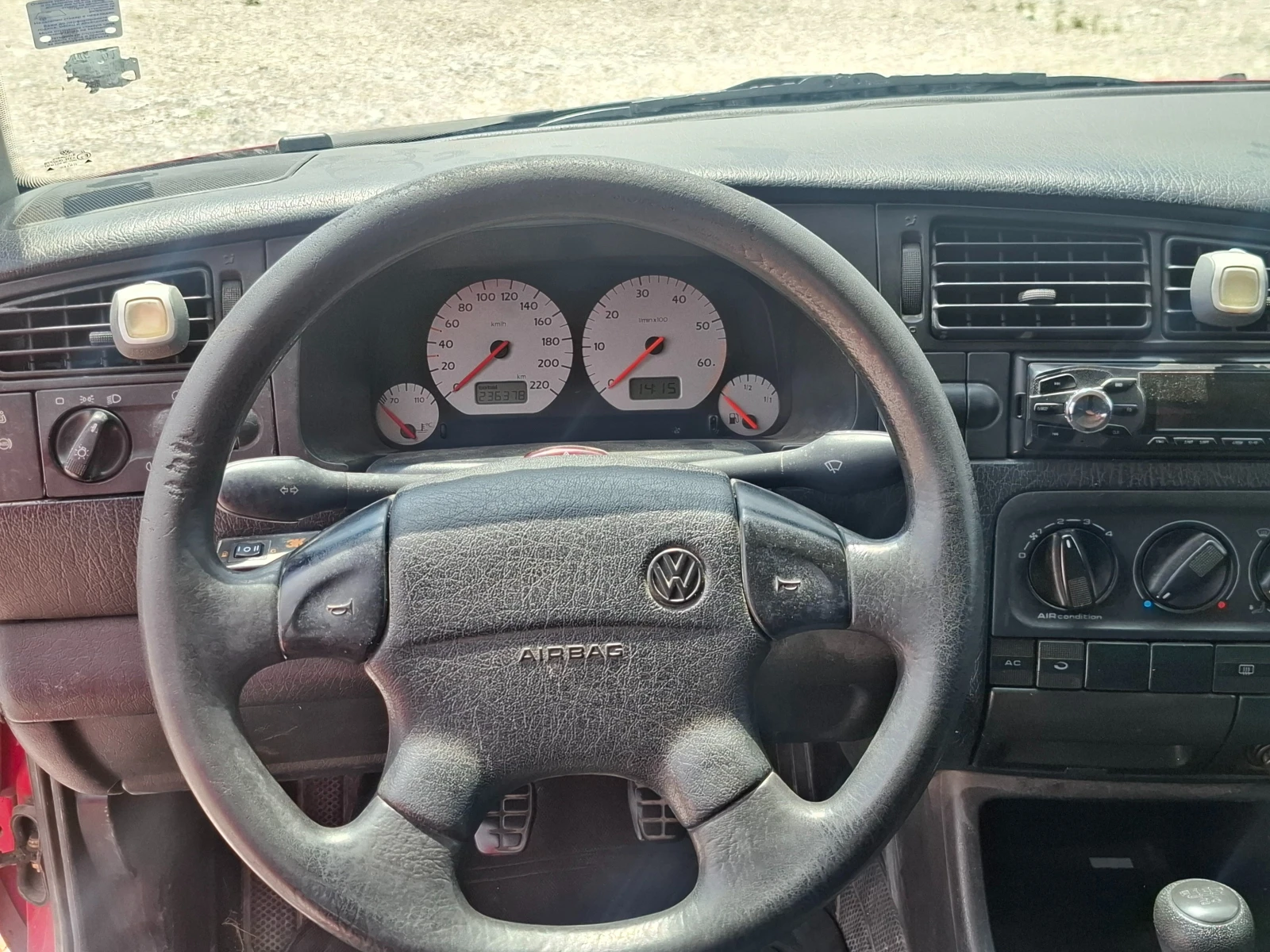 VW Golf 1.8/Газ/Климатик, снимка 5 - Автомобили и джипове - 55145573