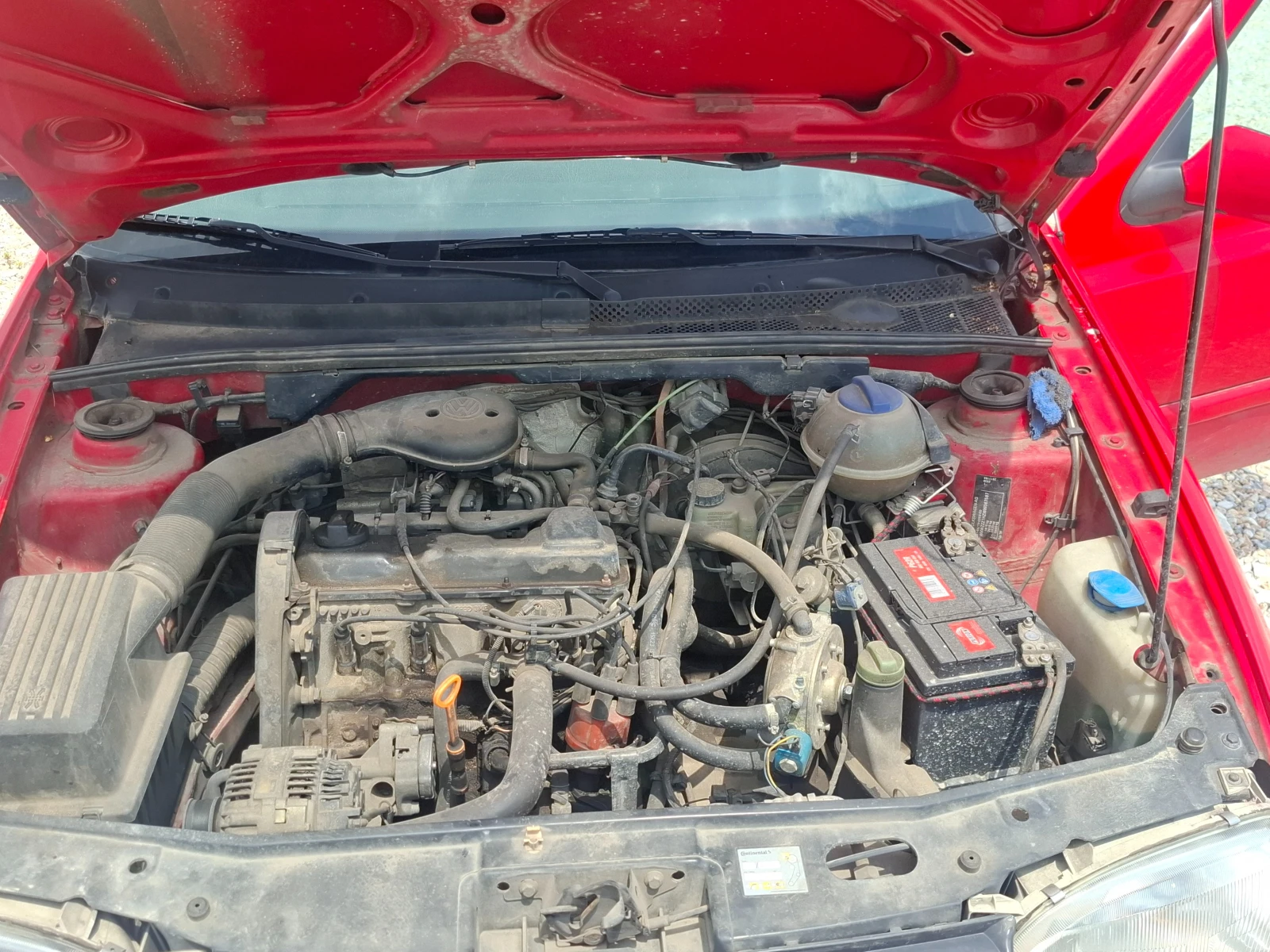 VW Golf 1.8/Газ/Климатик, снимка 12 - Автомобили и джипове - 55145573