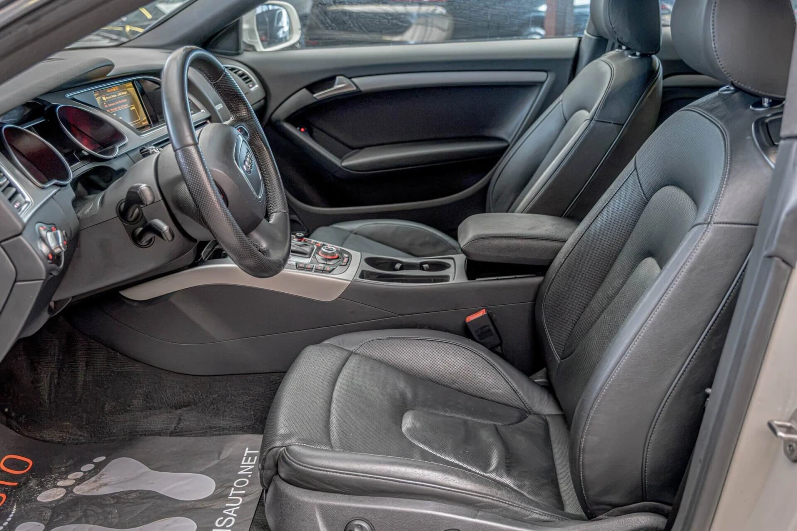 Audi A5 3.0TDI/Quattro/Обдухване/PDC/F1/Coupe, снимка 8 - Автомобили и джипове - 55407752