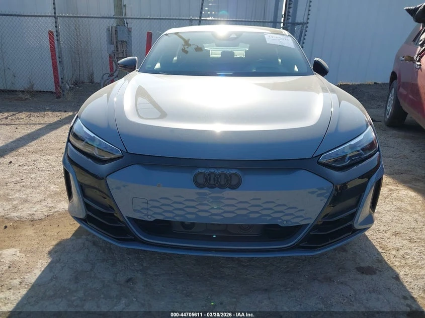 Audi E-Tron GT Rs Quattro, снимка 12 - Автомобили и джипове - 55534526