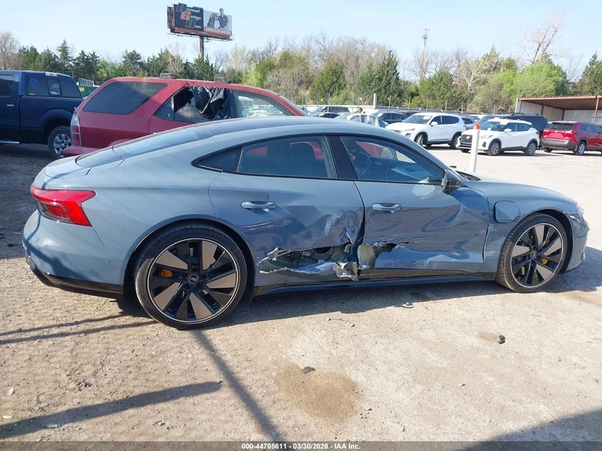 Audi E-Tron GT Rs Quattro, снимка 13 - Автомобили и джипове - 55534526