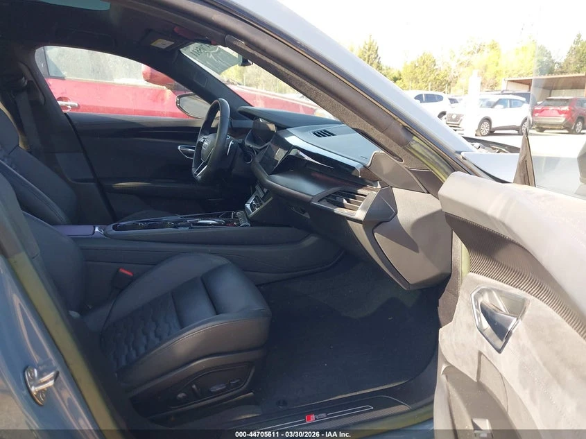 Audi E-Tron GT Rs Quattro, снимка 5 - Автомобили и джипове - 55534526